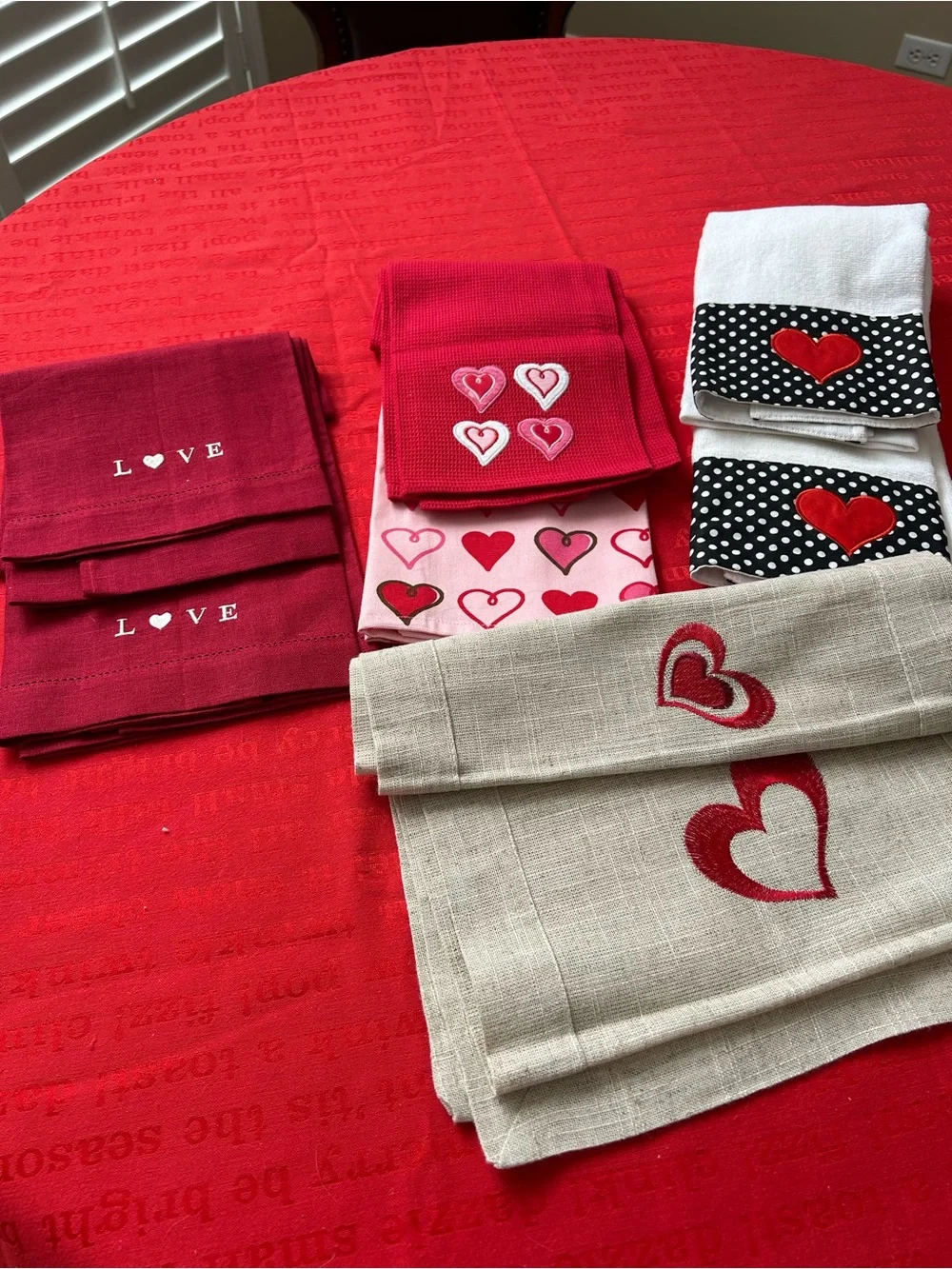 Heart-themed Kitchen Towel Set in Red, Pink, White, Black, and Natural